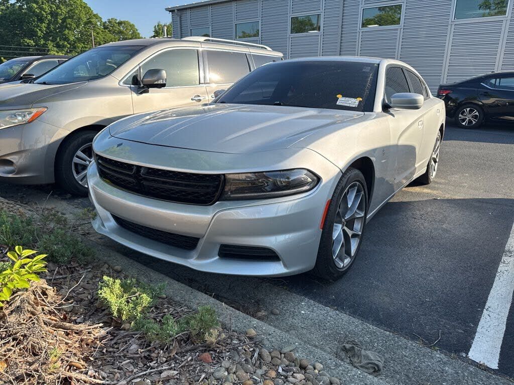 2022 DODGE Charger