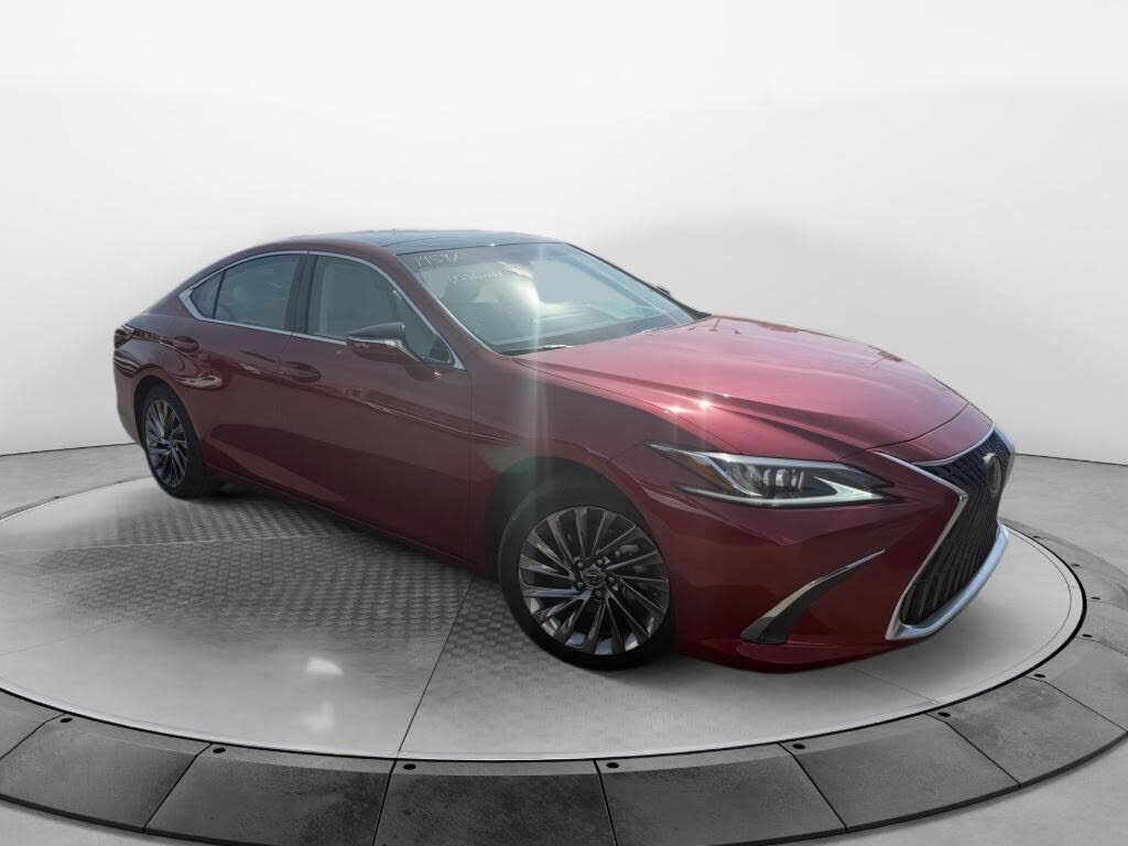 2024 LEXUS ES