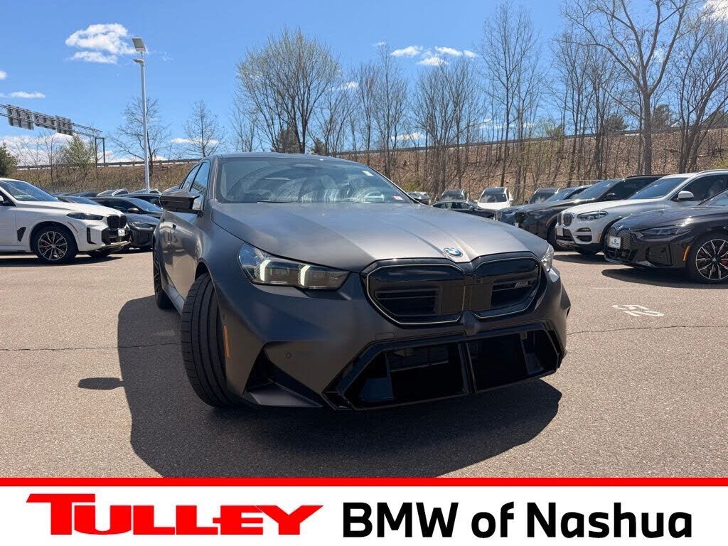 2025 BMW M5