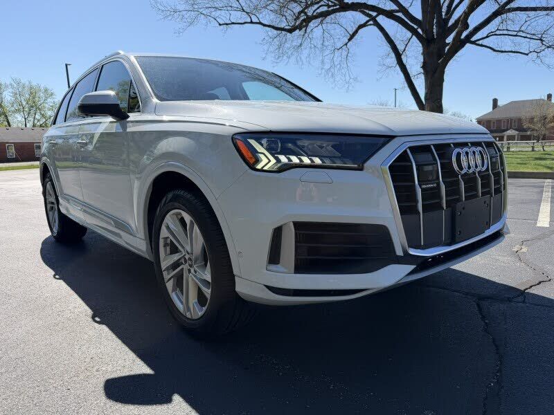 2023 AUDI Q7