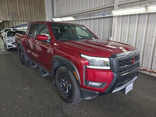 2025 NISSAN Frontier