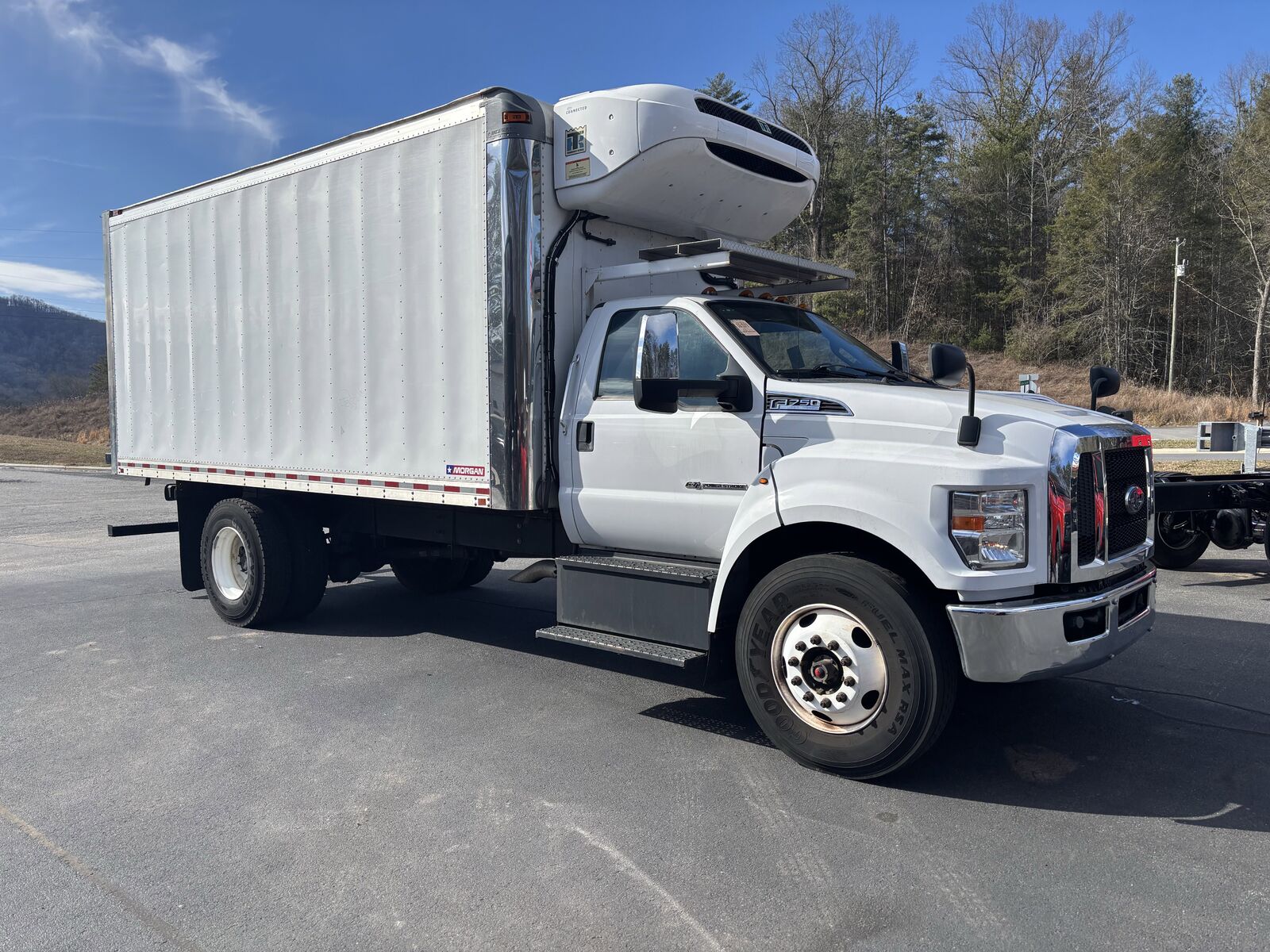 2021 FORD F-750
