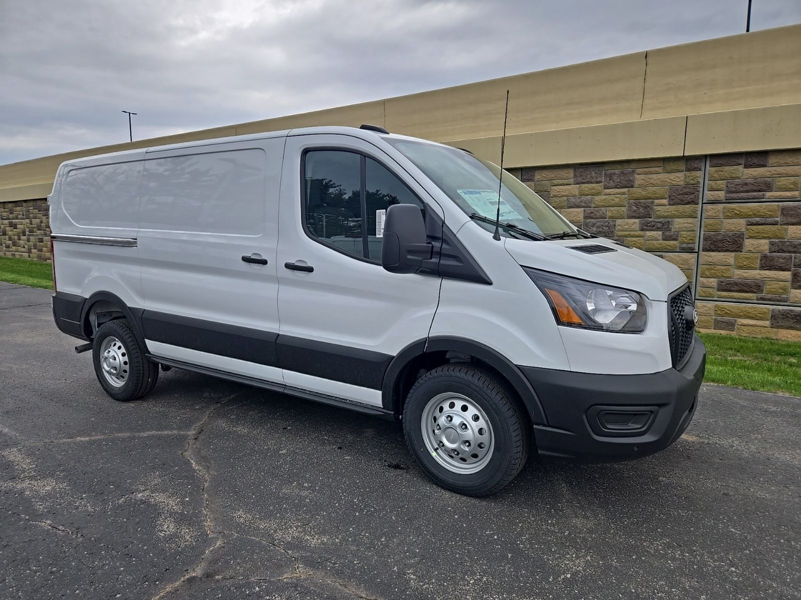 2026 FORD Transit