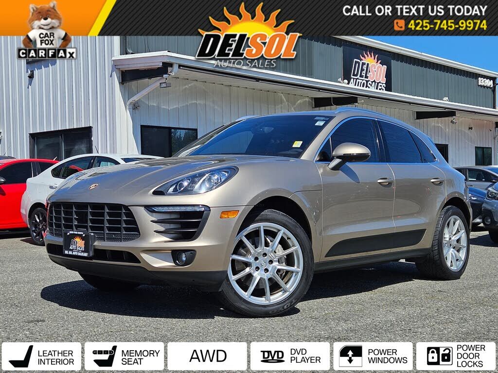 2015 PORSCHE Macan