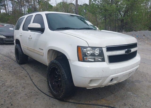 2014 CHEVROLET Tahoe