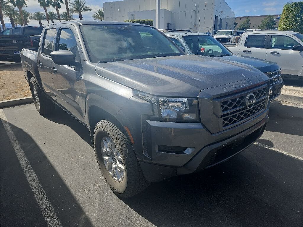 2022 NISSAN Frontier