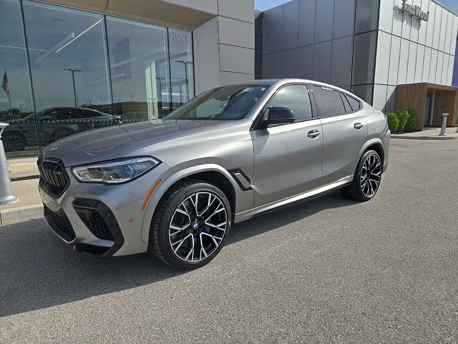 2021 BMW X6