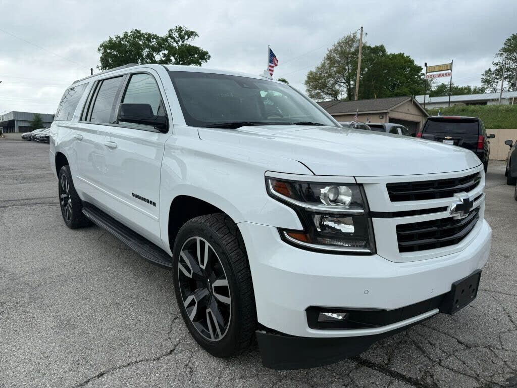 2020 CHEVROLET Suburban