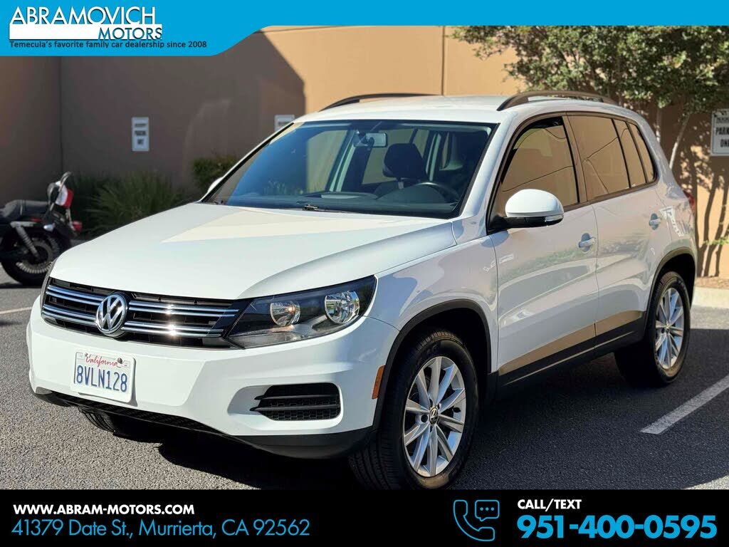 2017 VOLKSWAGEN Tiguan