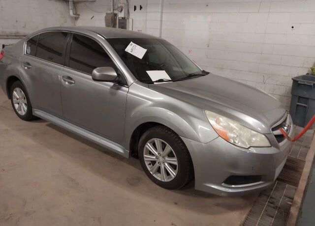 2011 SUBARU Legacy