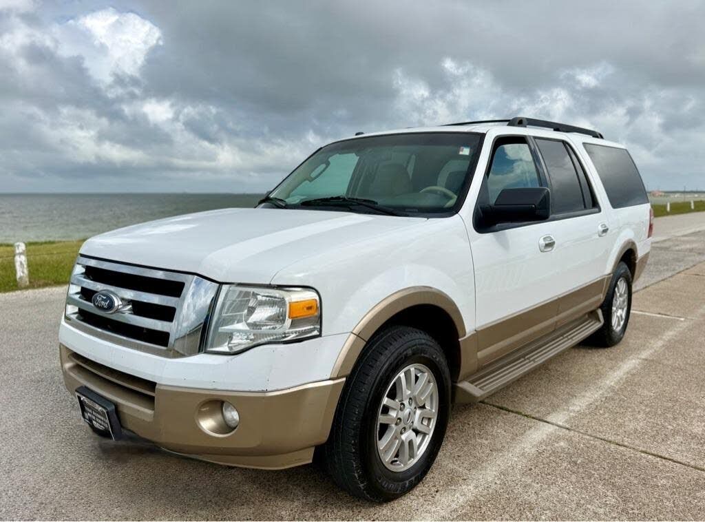 2013 FORD Expedition