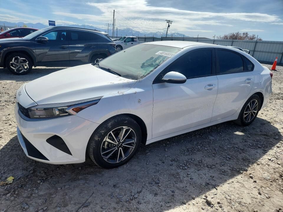 2023 KIA Forte