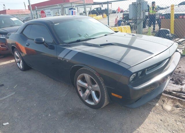 2013 DODGE Challenger