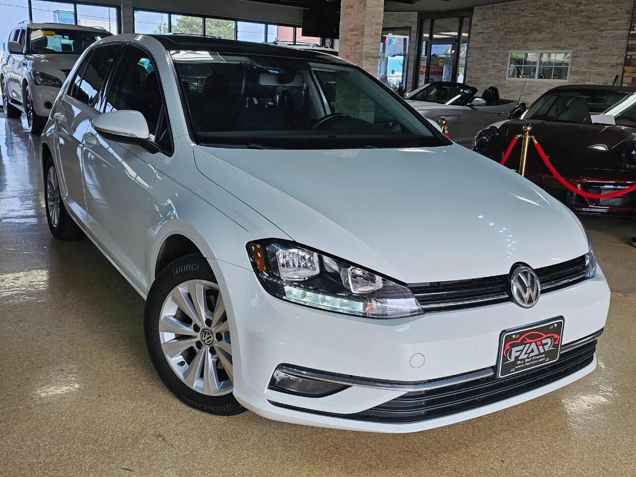 2018 VOLKSWAGEN Golf