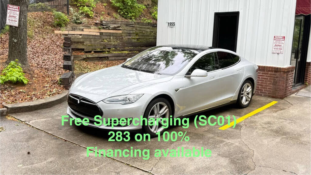 2015 TESLA Model S