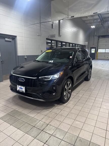 2025 FORD Escape