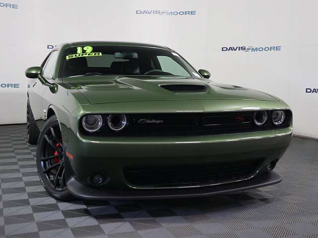 2019 DODGE Challenger