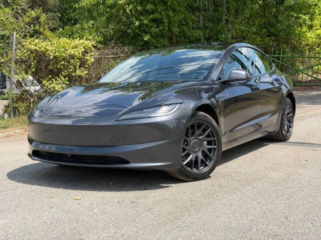 2026 TESLA Model 3