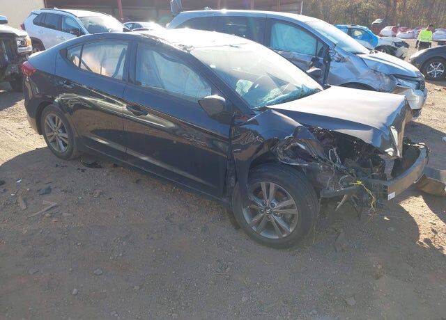 2017 HYUNDAI Elantra