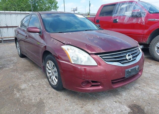 2010 NISSAN Altima