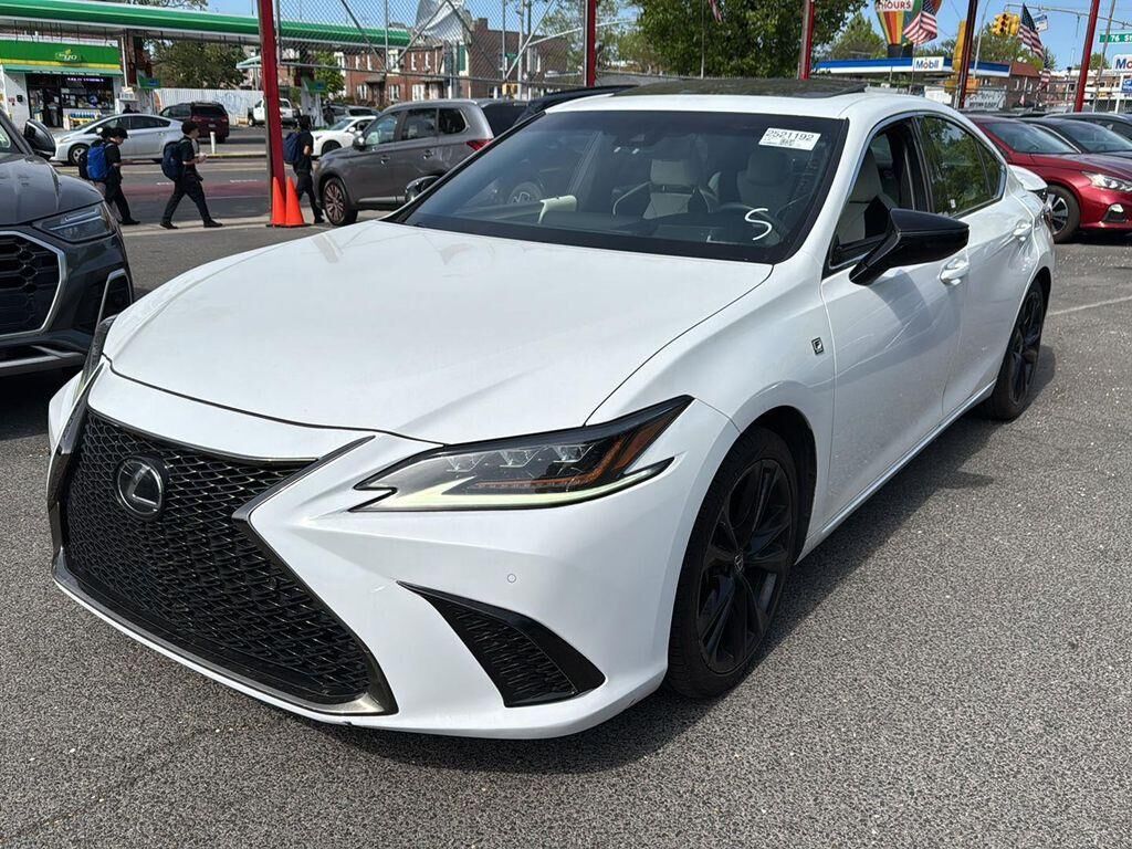 2021 LEXUS ES