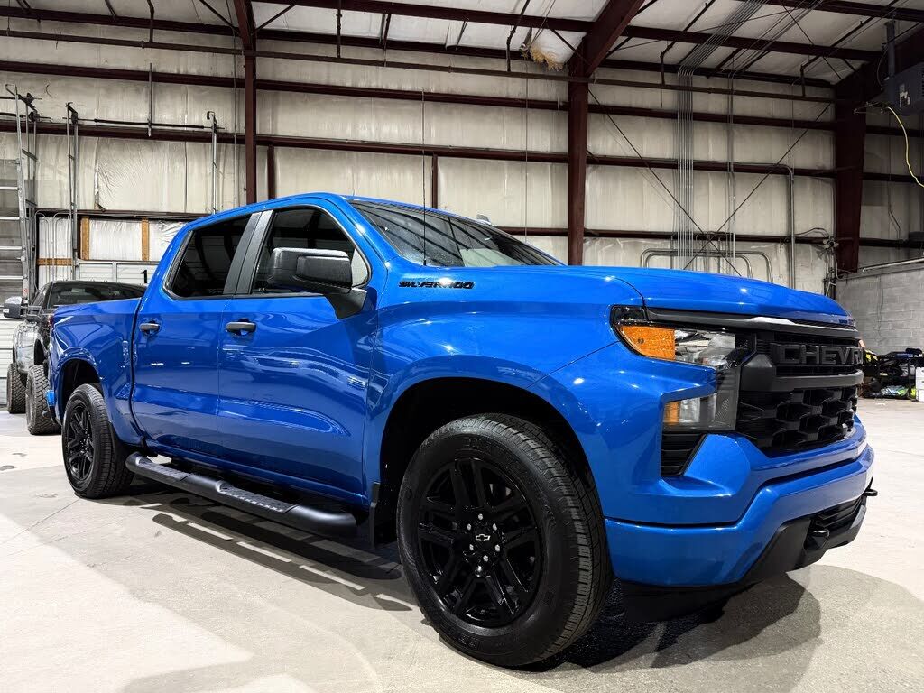 2023 CHEVROLET Silverado