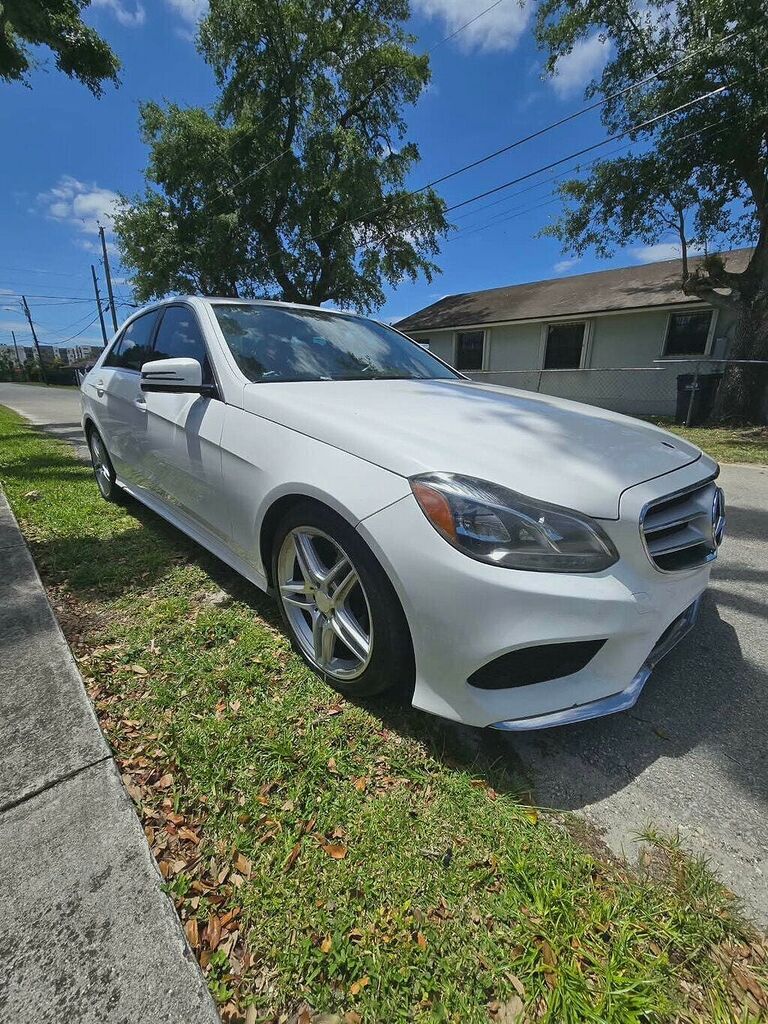 2014 MERCEDES-BENZ E-Class