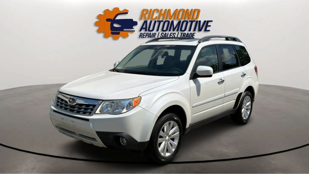 2011 SUBARU Forester