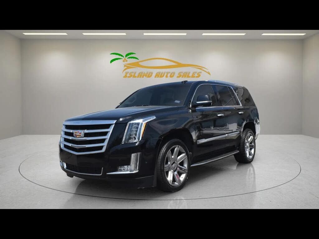 2017 CADILLAC Escalade