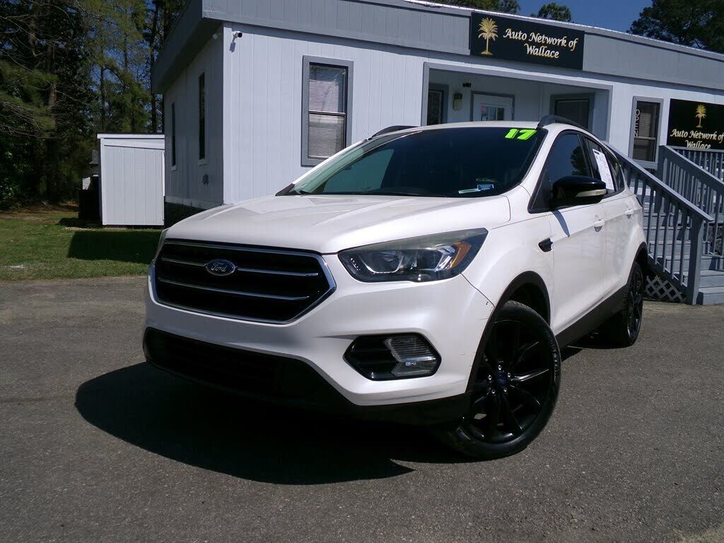 2017 FORD Escape