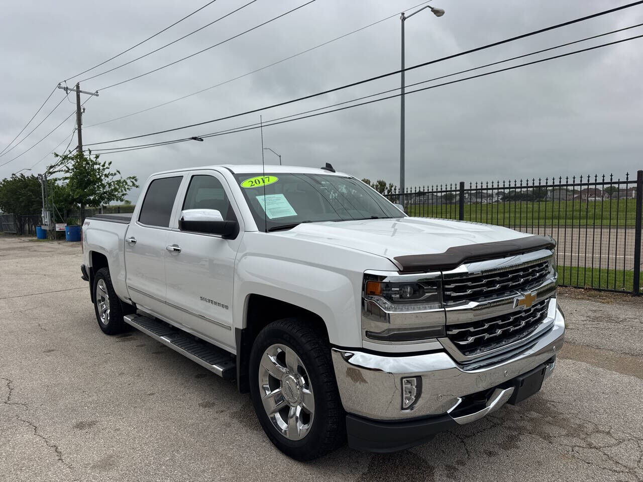 2017 CHEVROLET Silverado