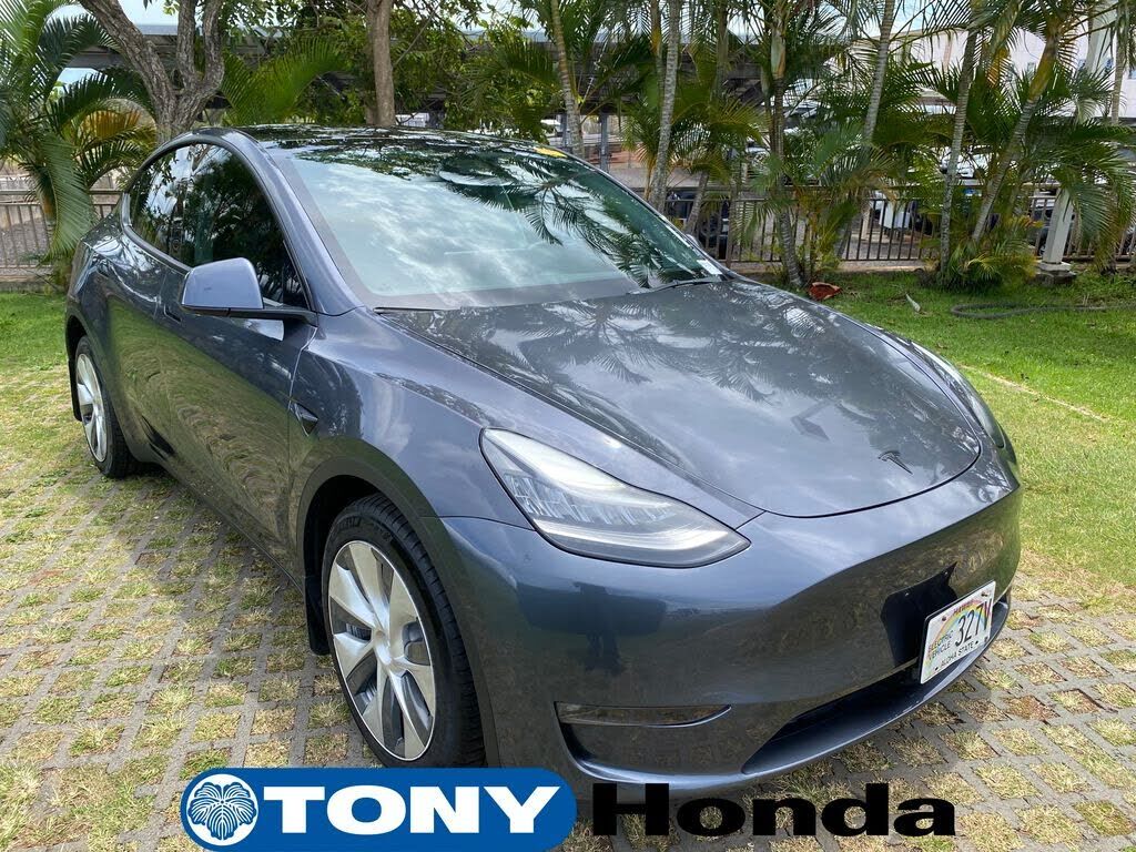2021 TESLA Model Y