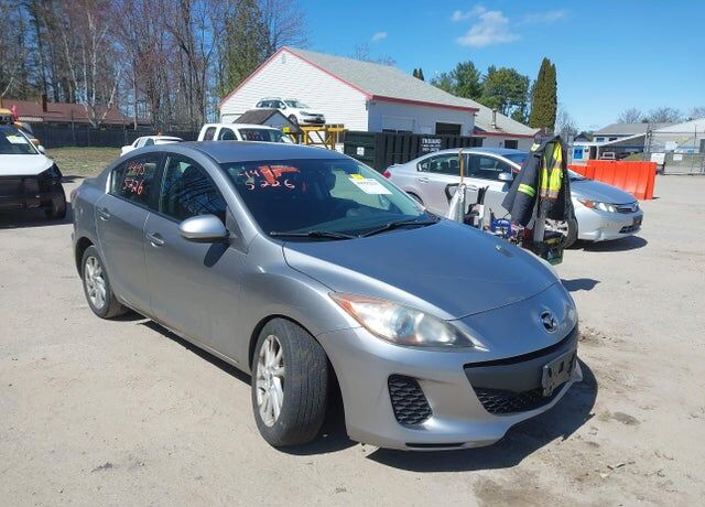 2013 MAZDA Mazda3