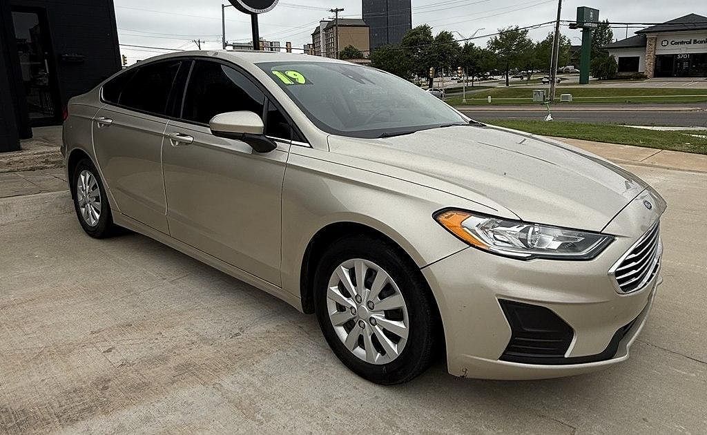 2019 FORD Fusion