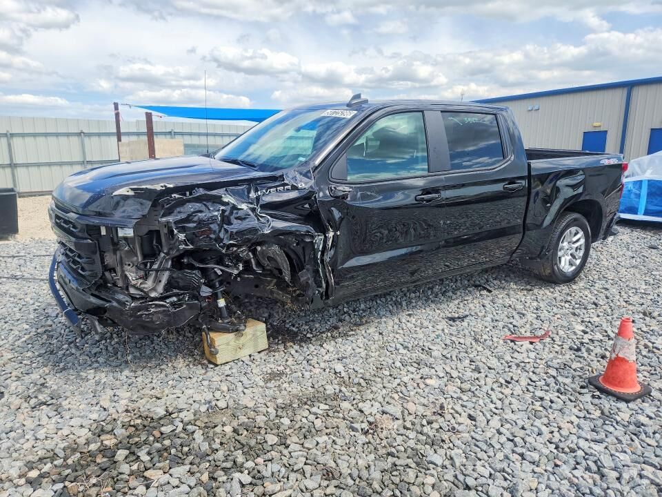 2026 CHEVROLET Silverado