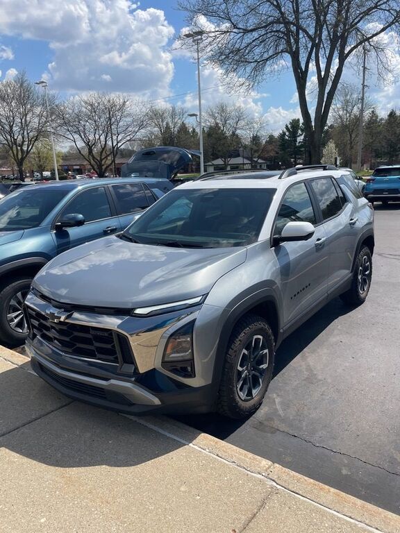 2025 CHEVROLET Equinox