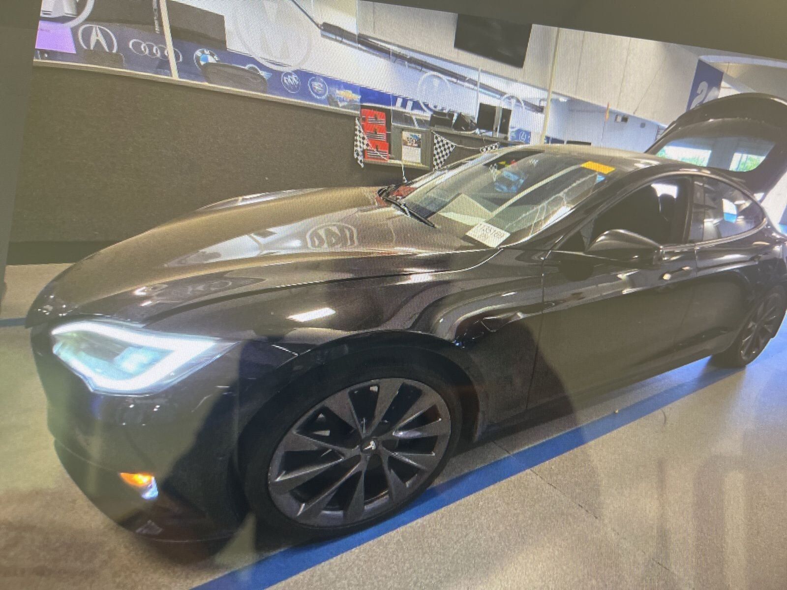 2020 TESLA Model S