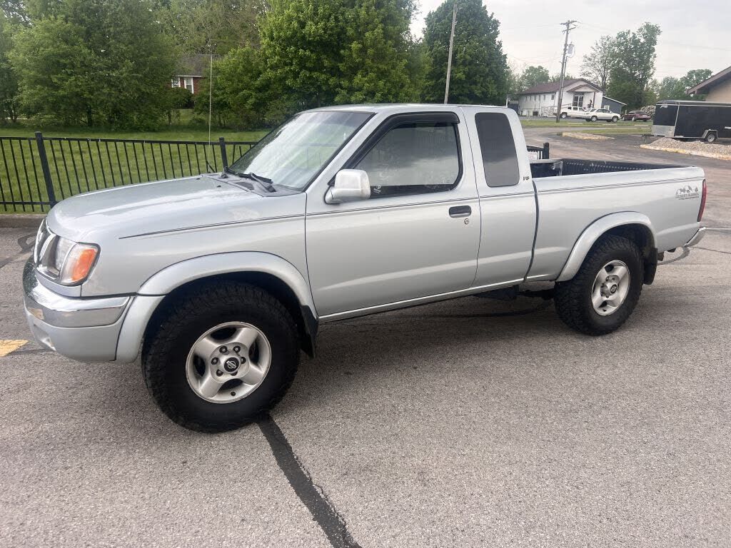 2000 NISSAN Frontier