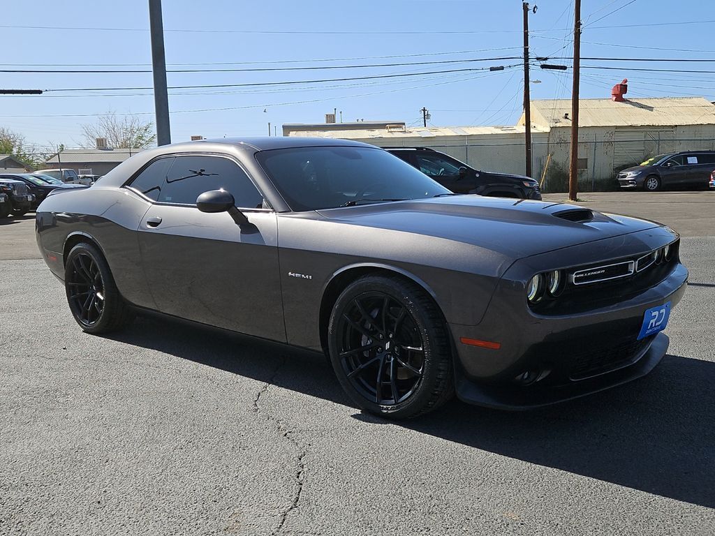 2022 DODGE Challenger
