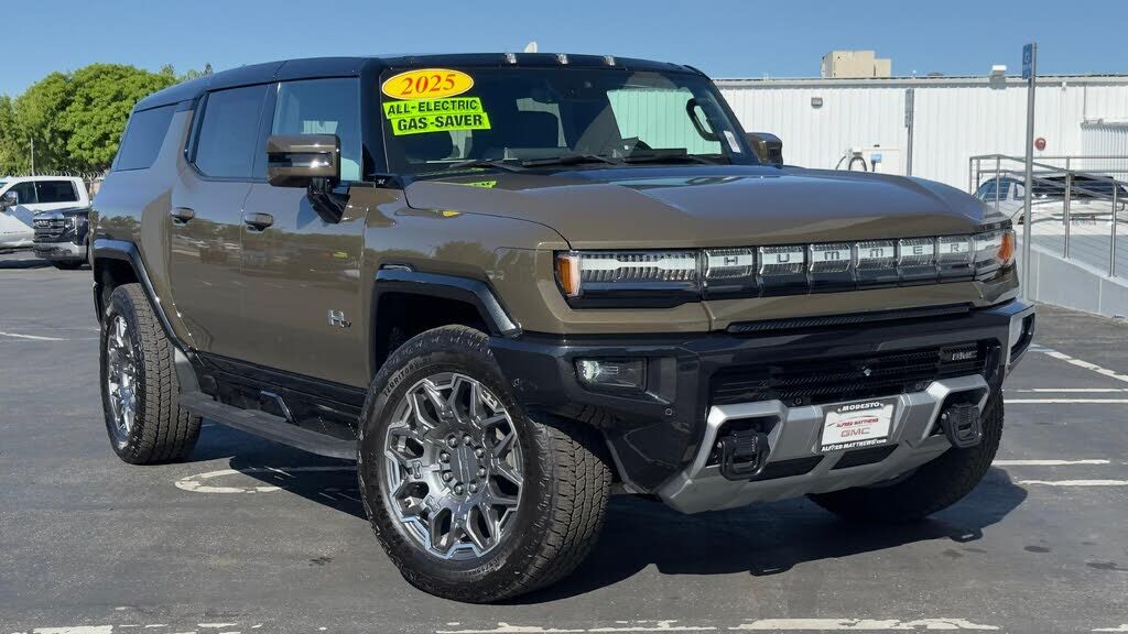 2025 GMC Hummer EV SUV