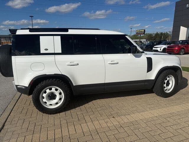 2020 LAND ROVER Defender