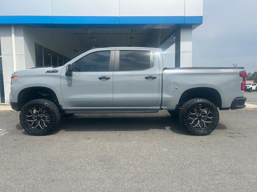 2024 CHEVROLET Silverado