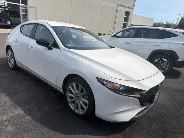 2024 MAZDA Mazda3