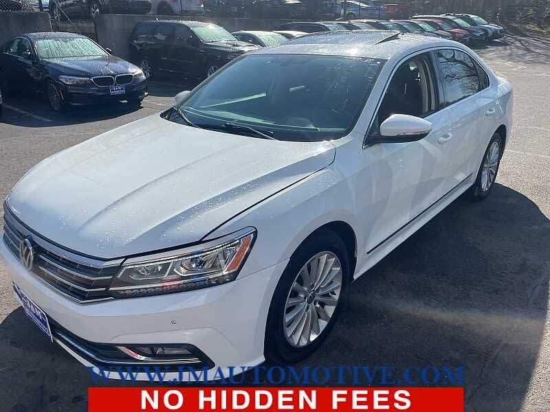 2017 VOLKSWAGEN Passat