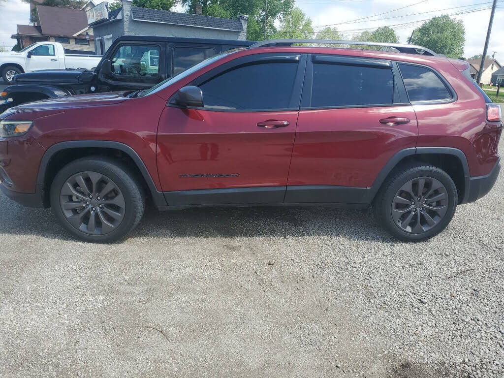 2021 JEEP Cherokee