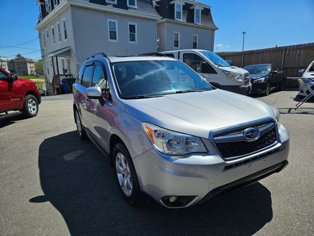 2014 SUBARU Forester