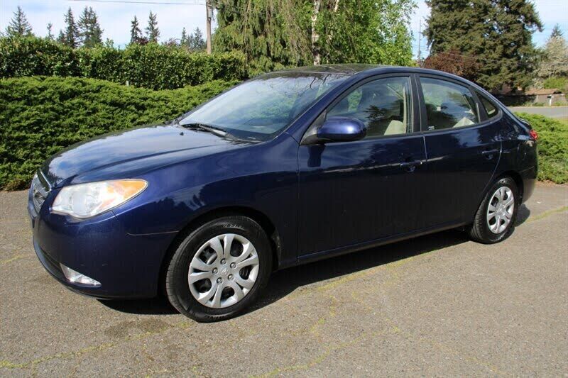 2009 HYUNDAI Elantra