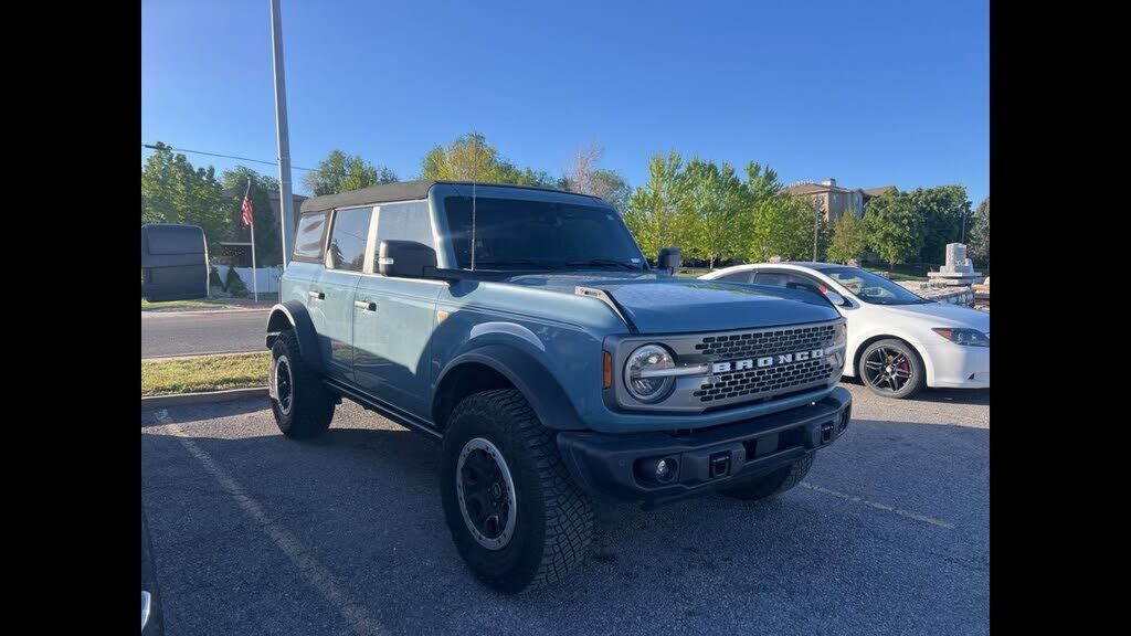 2023 FORD Bronco