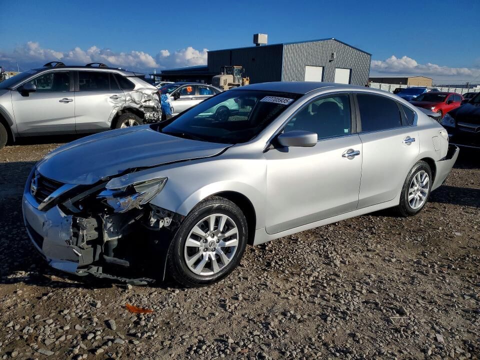 2016 NISSAN Altima