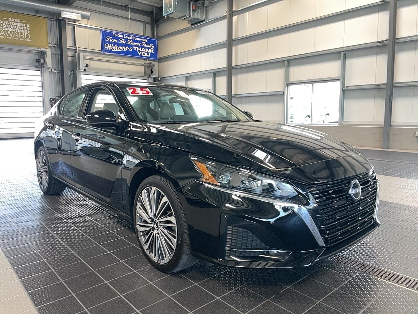 2025 NISSAN Altima